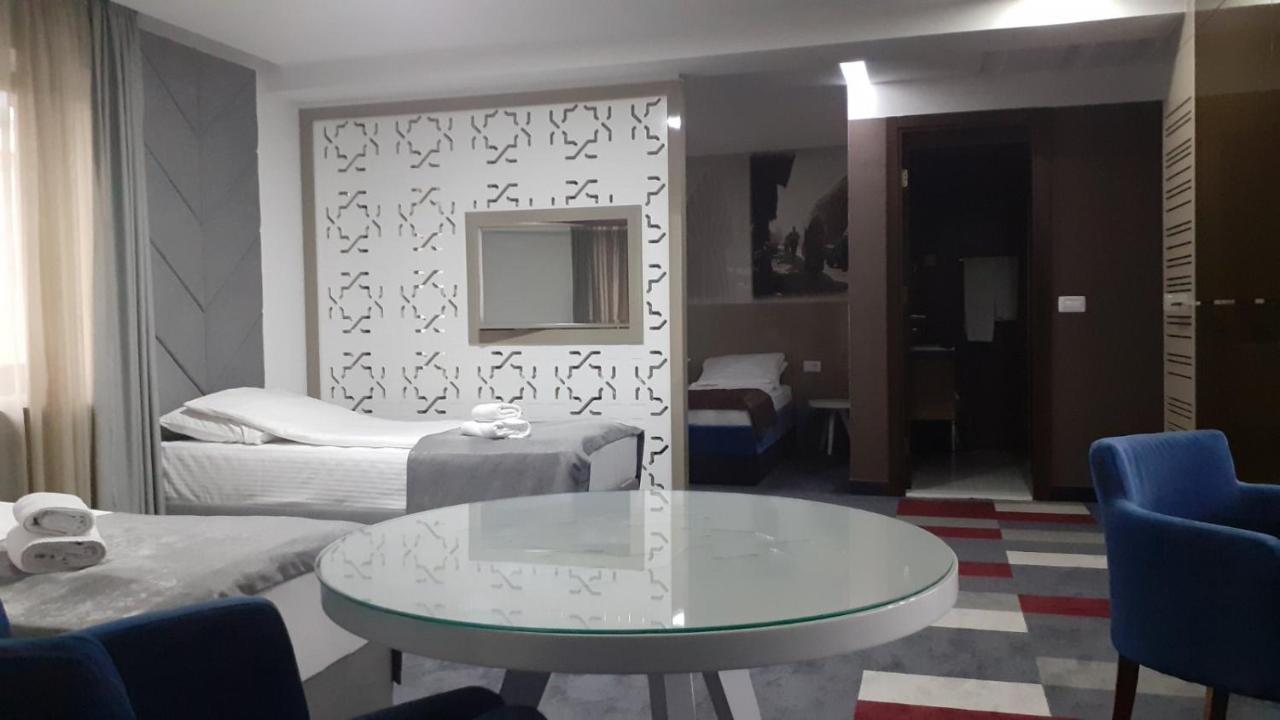 Hotel Boutique Bristol Saraievo Exterior foto