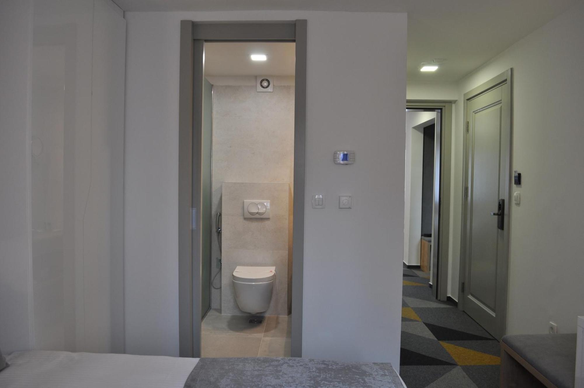 Hotel Boutique Bristol Saraievo Exterior foto
