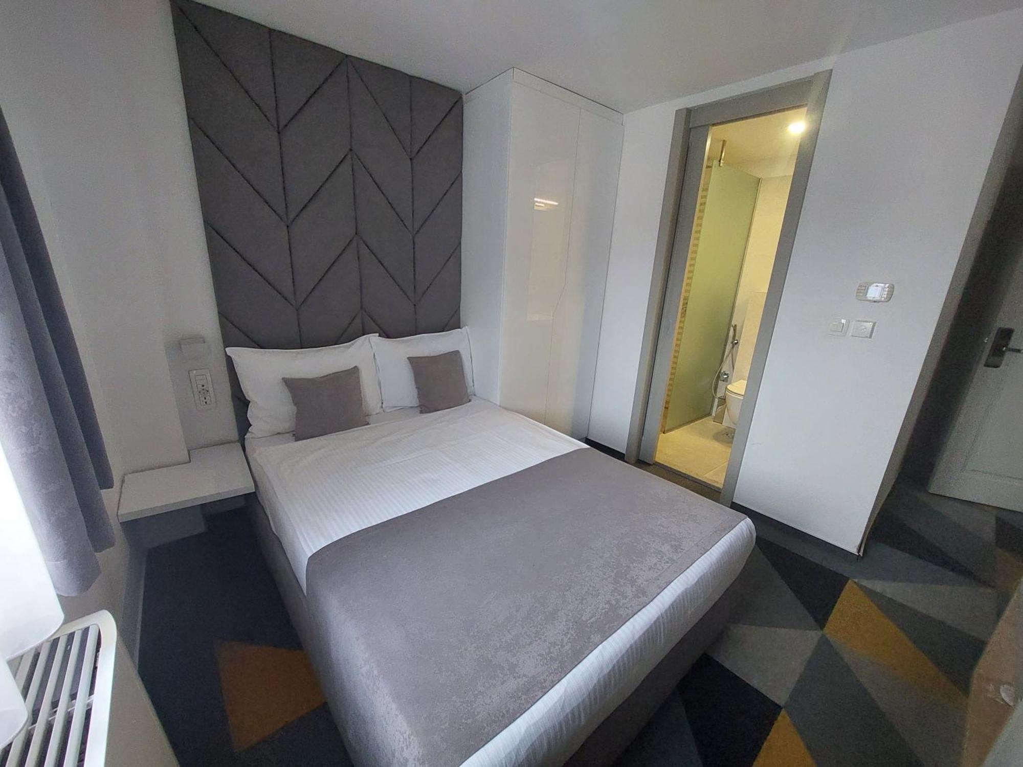 Hotel Boutique Bristol Saraievo Exterior foto